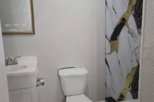 2538 W Hiawatha St, Tampa, FL 33614 - Photo 11