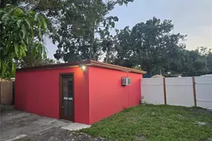 2538 W Hiawatha St, Tampa, FL 33614 - Photo 49