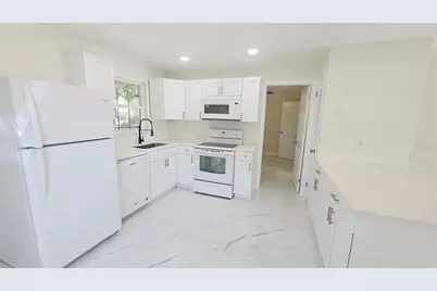 708 Pennsylvania Avenue, Clearwater, FL 33755 - Photo 5