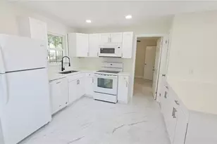 708 Pennsylvania Ave, Clearwater, FL 33755 - Photo 5