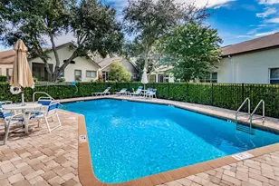 5120 Fairway 1 Dr, Valrico, FL 33596 - Photo 13