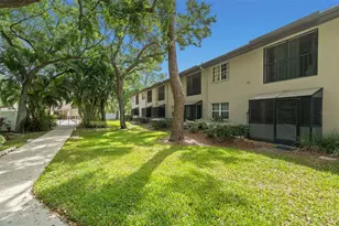 5265 E Bay Dr, Clearwater, FL 33764 - Photo 27