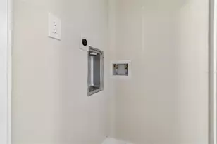 430 Pevetty Dr, Plant City, FL 33563 - Photo 21