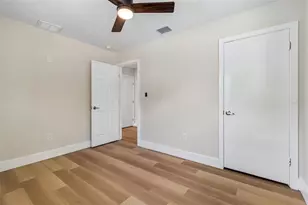 430 Pevetty Dr, Plant City, FL 33563 - Photo 15