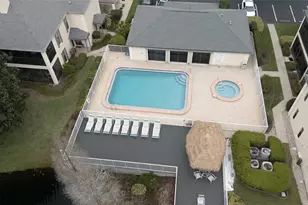 13140 Village Chase Cir, Tampa, FL 33618 - Photo 19