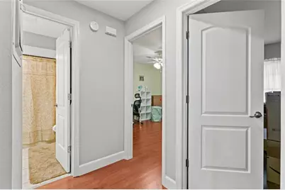 13140 Village Chase Circle, Tampa, FL 33618 - Photo 15