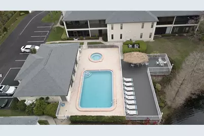 13140 Village Chase Circle, Tampa, FL 33618 - Photo 21