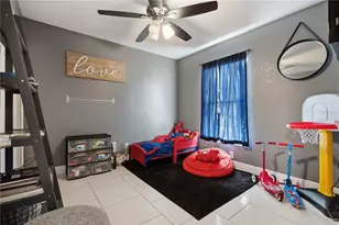 4816 E 99th Ave, Tampa, FL 33617 - Photo 17