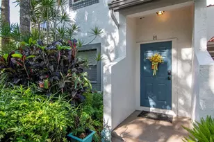 484 Santa Cruz Pl NE, Saint Petersburg, FL 33703 - Photo 27