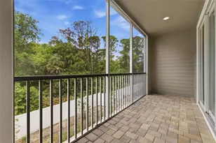 1225 Savona Dr NE, Saint Petersburg, FL 33702 - Photo 15