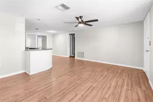 11902 Oceanside Dr, Port Richey, FL 34668 - Photo 3