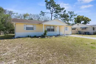 11902 Oceanside Dr, Port Richey, FL 34668 - Photo 25