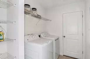 9312 Chiswell Trl, Palmetto, FL 34221 - Photo 13