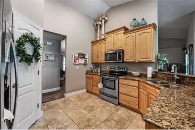 3218 Bella Garden Lane, Plant City, FL 33566 - Photo 15