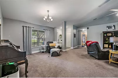 3218 Bella Garden Lane, Plant City, FL 33566 - Photo 7