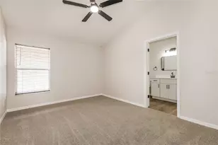 208 Summer Sails Dr, Valrico, FL 33594 - Photo 9