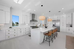 11460 7th St E, Treasure Island, FL 33706 - Photo 23