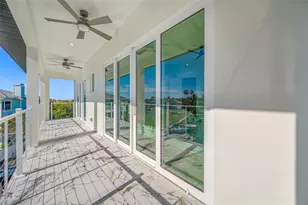 11460 7th St E, Treasure Island, FL 33706 - Photo 59