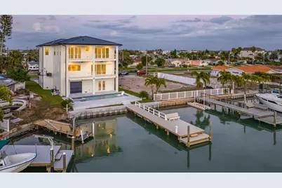 11460 7th Street E, Treasure Island, FL 33706 - Photo 69