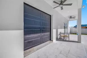 11460 7th St E, Treasure Island, FL 33706 - Photo 59