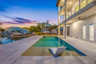 11460 7th St E, Treasure Island, FL 33706 - Photo 65