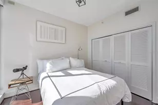 175 1st St S, Saint Petersburg, FL 33701 - Photo 17