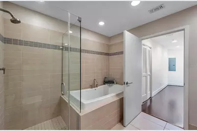 175 1st Street S #2804, Saint Petersburg, FL 33701 - Photo 25