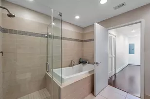 175 1st St S, Saint Petersburg, FL 33701 - Photo 25