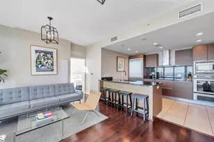 175 1st St S, Saint Petersburg, FL 33701 - Photo 5