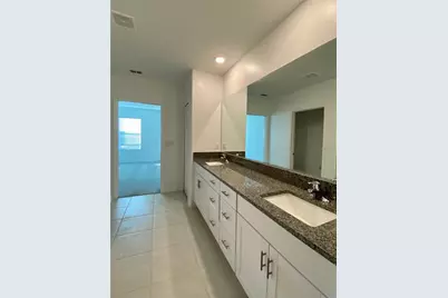 9825 Branching Ship Trace, Wesley Chapel, FL 33545 - Photo 31