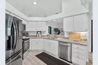 357 Waterford Circle W, Tarpon Springs, FL 34688 - Photo 13