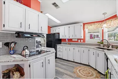 1001 Starkey Road #282, Largo, FL 33771 - Photo 15