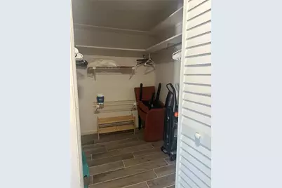 4900 Brittany Drive S #411, Saint Petersburg, FL 33715 - Photo 9