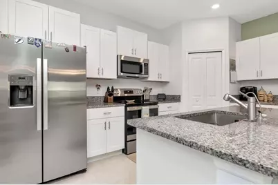 4551 Tuscan Loon Drive, Tampa, FL 33619 - Photo 13