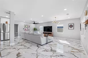 3922 W Bay View Ave, Tampa, FL 33611 - Photo 9