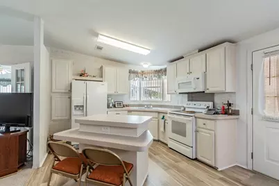 35005 Fraser Street, Dade City, FL 33523 - Photo 21