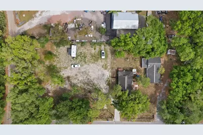 6808 New York Drive, Tampa, FL 33619 - Photo 3