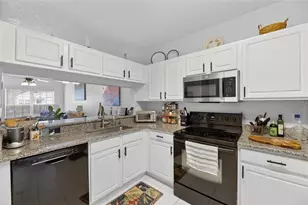 2371 Lake Woodberry Cir, Brandon, FL 33510 - Photo 21