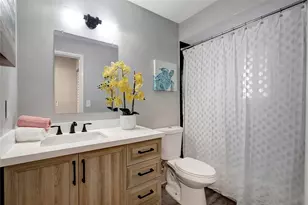 16133 Ravendale Dr, Tampa, FL 33618 - Photo 35