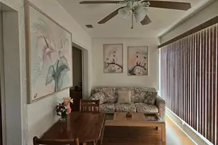 1905 Canterbury Ln, Sun City Center, FL 33573 - Photo 11