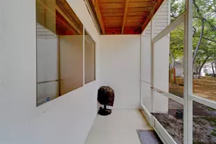 9241 Jake's Path, Largo, FL 33771 - Photo 19