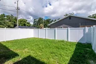 1700 E Annona Ave, Tampa, FL 33612 - Photo 11