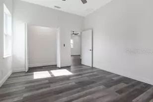 1700 E Annona Ave, Tampa, FL 33612 - Photo 29