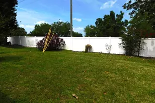 1001 Starkey Rd, Largo, FL 33771 - Photo 7