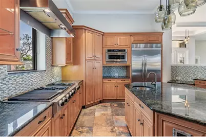 62 Central Court, Tarpon Springs, FL 34689 - Photo 19