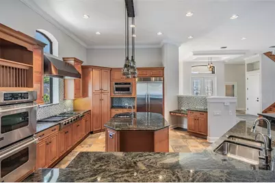 62 Central Court, Tarpon Springs, FL 34689 - Photo 17