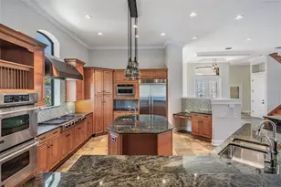 62 Central Ct, Tarpon Springs, FL 34689 - Photo 17