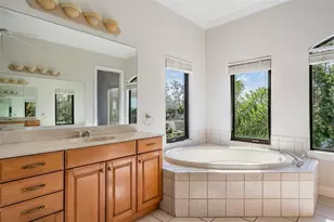 62 Central Ct, Tarpon Springs, FL 34689 - Photo 41