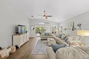 10245 Woodford Bridge St, Tampa, FL 33626 - Photo 3