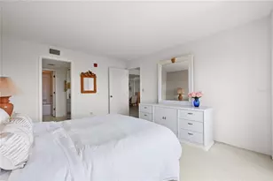 9000 Commodore Dr, Seminole, FL 33776 - Photo 27